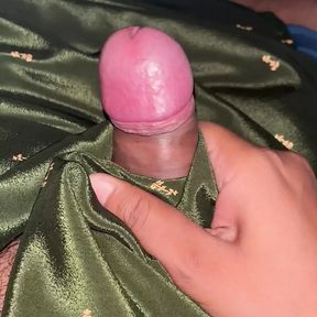 Sex with my neighbour bhabhi in Satin saree