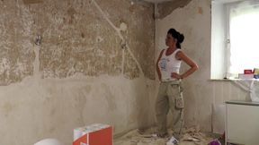 Good looking MILF enjoys hard fuck with her fucker