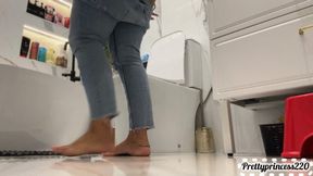 Toilet farts 3