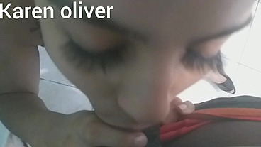 Corno lava a louça enquanto sua mulher chupa o negao debaixo dos seus olhos * jefao