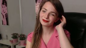Pretty Eurogirl Gives Us a Tour of Her Body