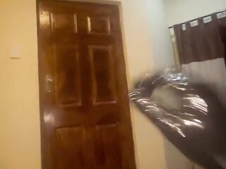 That babe can't live out of to ride me during the time that oiled up