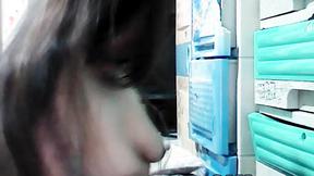 ”Stunning COUGAR Shows off Big Boobies”