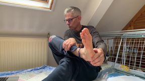 Just an over 3 minutes foot licking