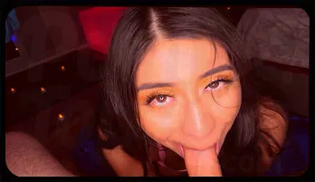 Violet Myers' Sensual Natural Tits and Ass Adventure