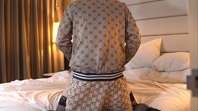 Rapper Fucks a HOT MILF