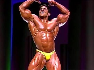 Franco Santoriello Sexy Posing