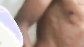 Un noir de 18 ans filme sa baise en compagnie de sa copine décole