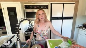 Mature milf relieved by relative's help during holiday stress