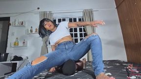 Face sitting in jeans, Anita Perversa and Slave, FULL HD