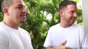Steamy massage with two men and baby oil