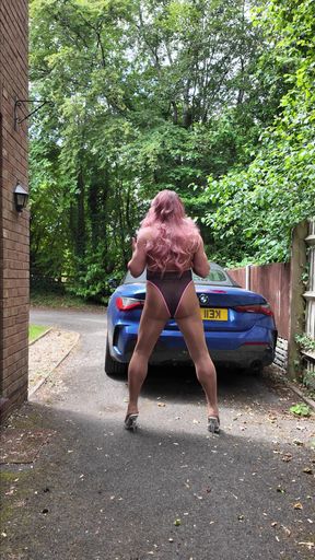 Sexy Crossdresser kellycd2022 in sexy bodysuit and pantyhose and heels