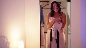 curvy MILF rides BBC and does not hold back her moans