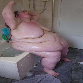 SSBBW Unable to Bath Part 2 in the Bathroom