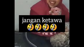 gadis gendut tertawa nafsu