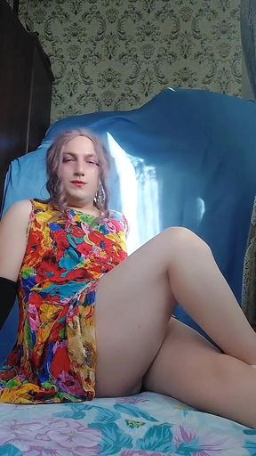 Jerking Shemale at Home First Part Cumming Out in Second Part