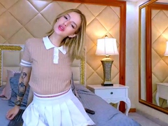 Solo Amateur Blonde Teen Homemade Pussy Masturbation