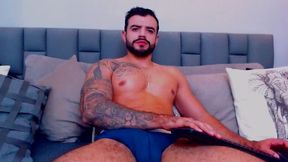 naked and play with my big cock hard ... ohmibod is on