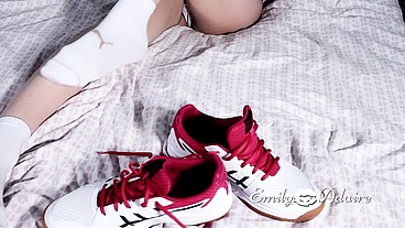 Do you want to cum on my feet? Watch me take off my gym shoes and white socks... Emily Adaire TS