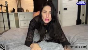 The wife cheats in front of her husband and scolds and humiliates him