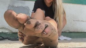 Making my soles dirty just for you WMV