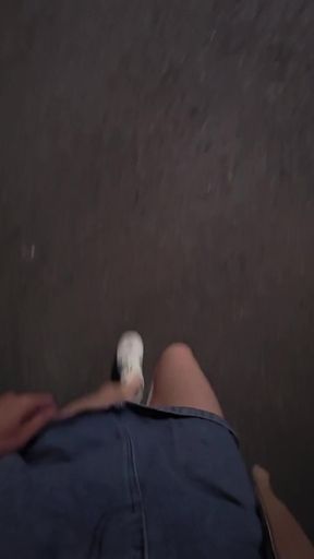 Shemale Ting Xuan outdoor peeing compilation   Clip 2