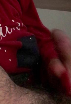 What a Pleasure and What a Cumshot After a Good in Front of the TV