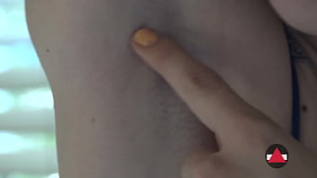 Kristy&#039_s Armpits are in 4K