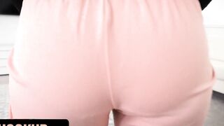 Hijab Hookup - babe Muslim Teenie With Hijab Twerks Her Gigantic Round Ass For Lucky Stud pov Style