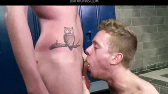 Hung Hunk Pounds a Tight Twink in Hardcore Anal Session