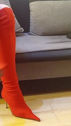 Crossdresser Dangling in Sexy Red Suede Pointed Toe High Heels Boots