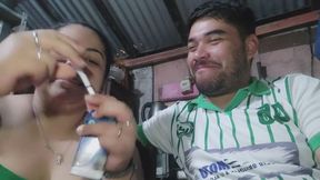 Fetiche de fumar: nuestra torpe y sexy primera vez.