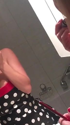 Come with me to bathroom do make up for pin up