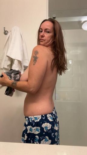 Very Fun Shower While Traveling With Anal Toy