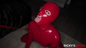 rickysroom loved in latex with anna claire clouds