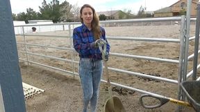 cheyenne jewel pisses her skintight jeans