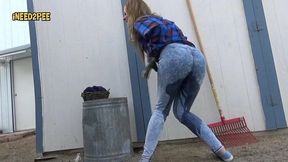 cheyenne jewel pisses her skintight jeans