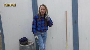 cheyenne jewel pisses her skintight jeans
