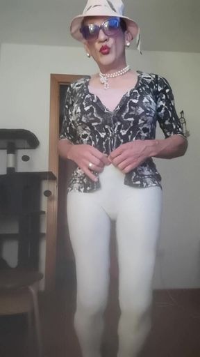 Croodreisser Marking Female Curves