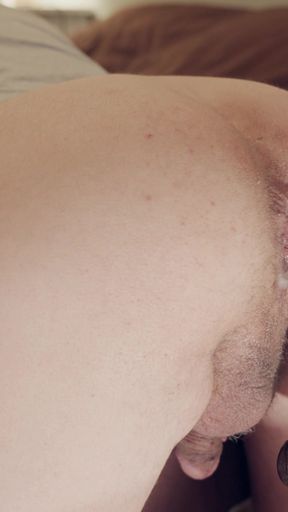 Mia expels the sperm after being deeply fucked   Clip 3