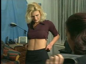 Classy lesbian sweeties pussy licking and toying