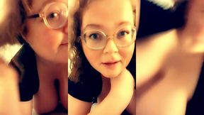 1er episode de la serie : je me touche pendant que ma coloc regarde les ...