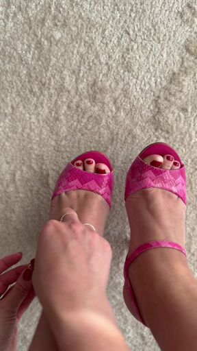 Fitting for Foot Connoisseurs