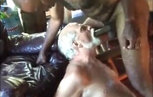 Silver daddy blowjob and eat cum