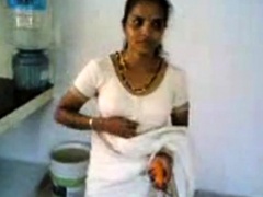 tamil show boobs in kitchen