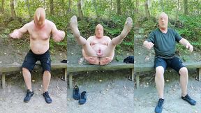 heisses wichsen in strumpfhose auf bank im wald