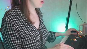 Hairypussyangel - update #9 - Hairypussy milf drink a lot of sparkling water and then I burp, a lot of burps, then pissing in the toilet - Jul 06, 2024