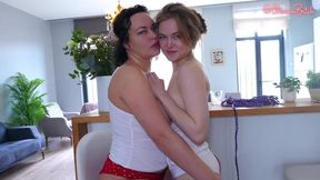 Petite stepmom and pretty-faced young wife give head while daddy wants to