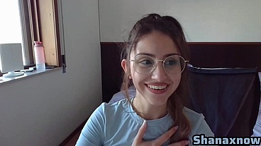 SHANAXNOW NOSE FETISH EATING BOOGERS PRESS NOSTRILS MOANING