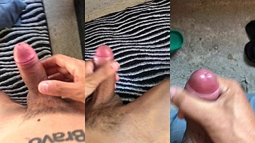 Me masturbando gostoso cheio de tesão na pica doido pra gozar